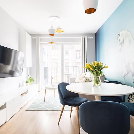 H2 Apartment- Gasiorowskich 4 - Parking Podziemny - Self Check In 24H - Mtp Targi - Pkp - Sklep Netto W Budynku พอซนาน ภายนอก รูปภาพ
