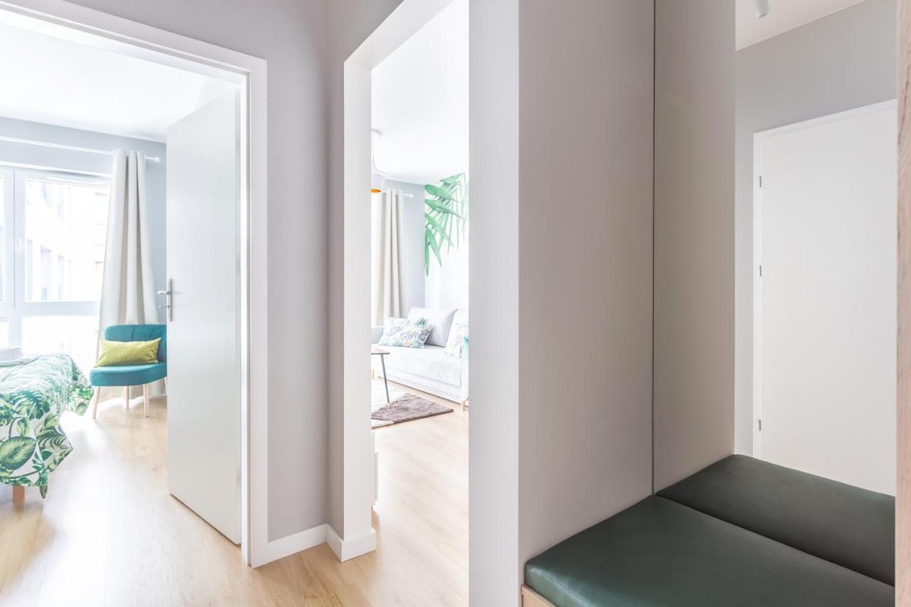 H2 Apartment- Gasiorowskich 4 - Parking Podziemny - Self Check In 24H - Mtp Targi - Pkp - Sklep Netto W Budynku พอซนาน ภายนอก รูปภาพ