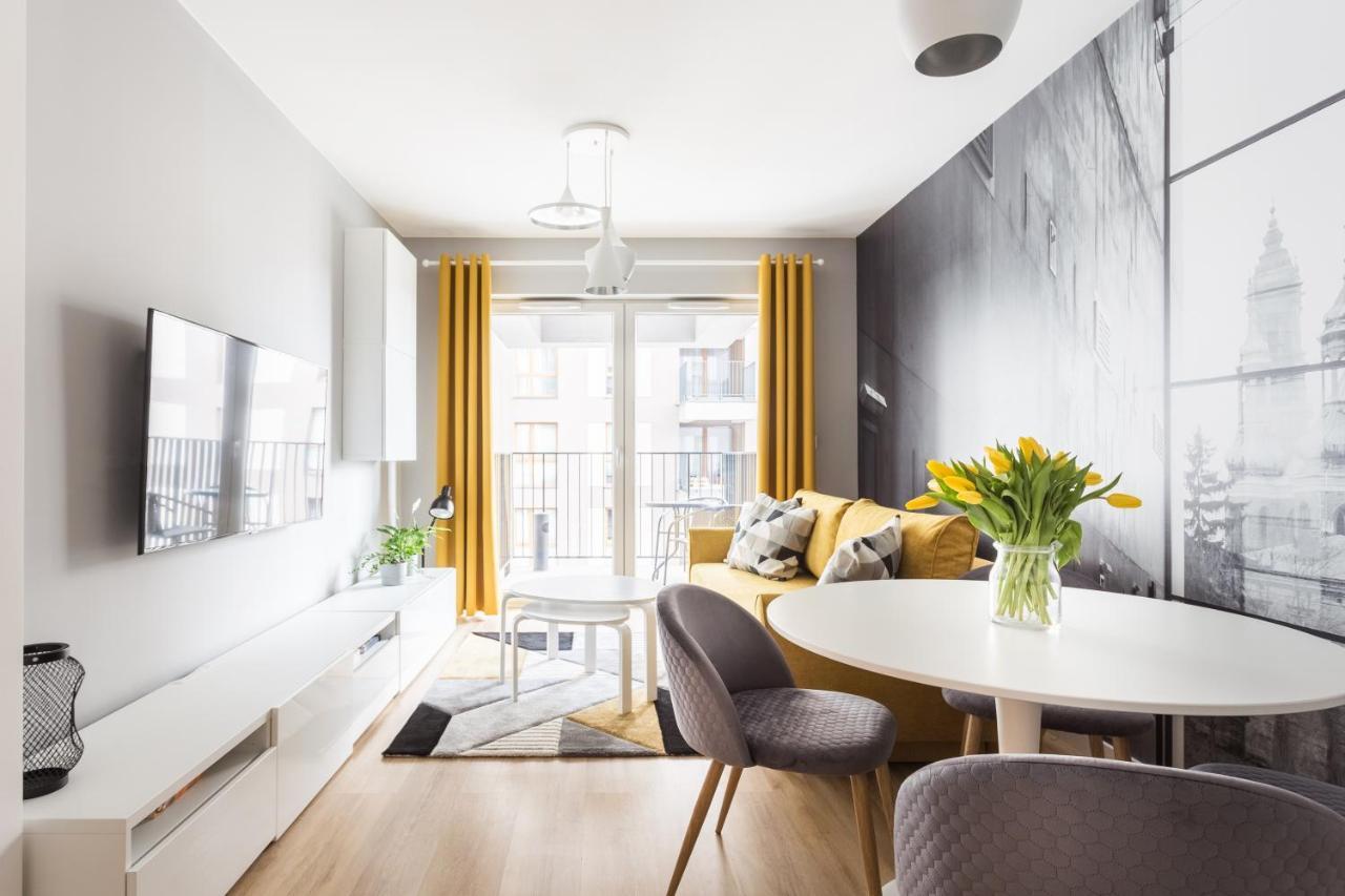 H2 Apartment- Gasiorowskich 4 - Parking Podziemny - Self Check In 24H - Mtp Targi - Pkp - Sklep Netto W Budynku พอซนาน ภายนอก รูปภาพ