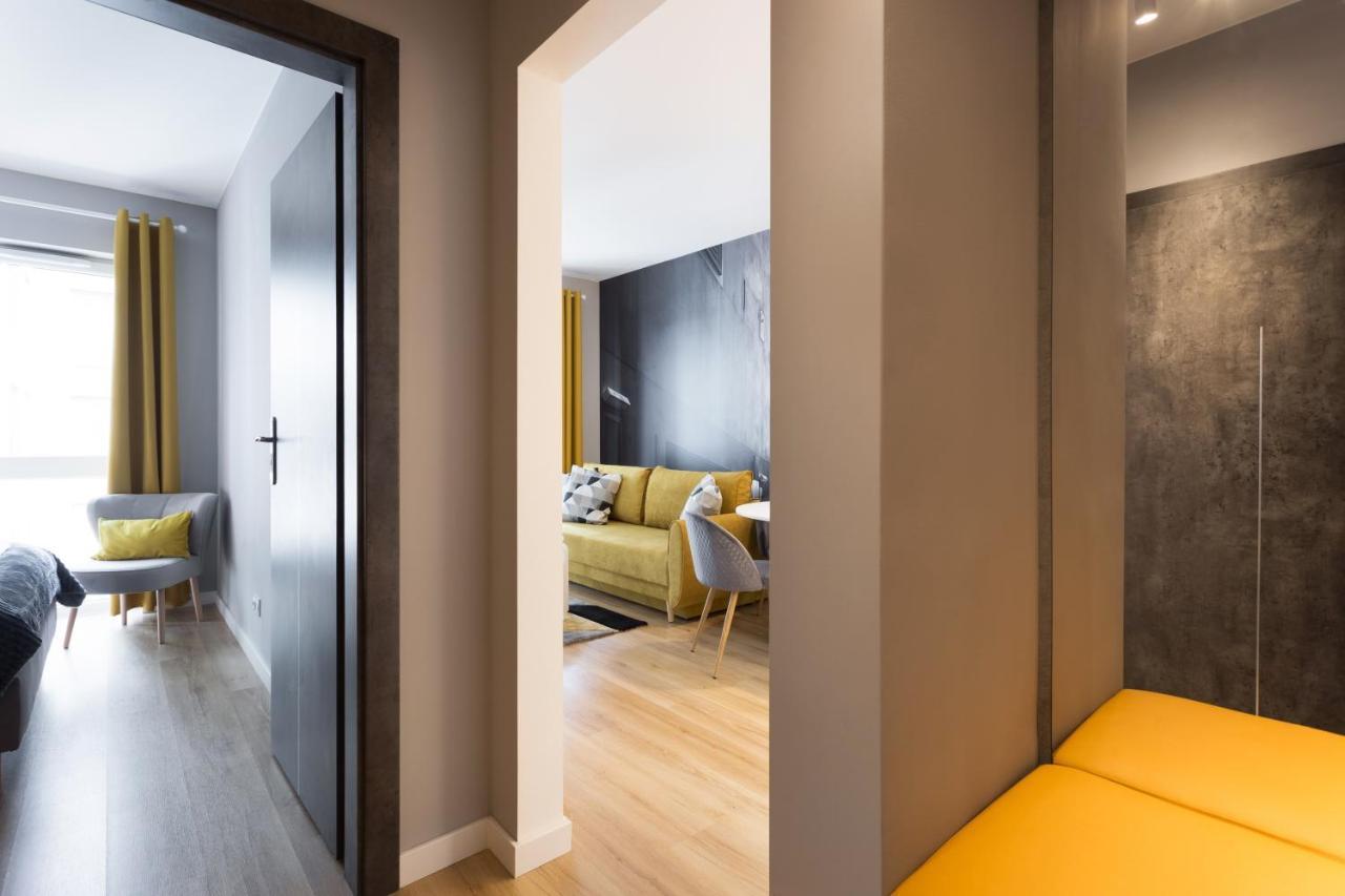 H2 Apartment- Gasiorowskich 4 - Parking Podziemny - Self Check In 24H - Mtp Targi - Pkp - Sklep Netto W Budynku พอซนาน ภายนอก รูปภาพ