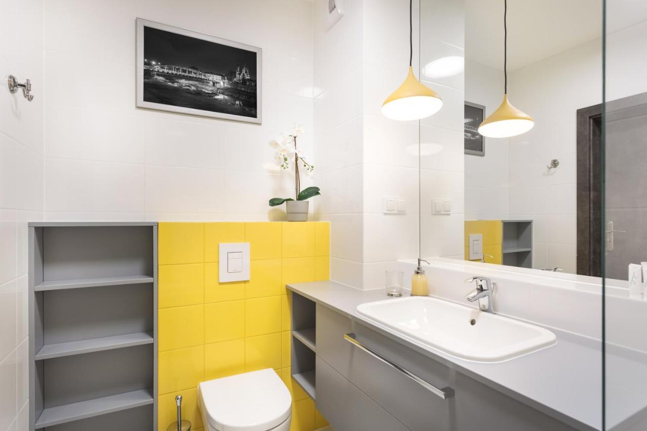 H2 Apartment- Gasiorowskich 4 - Parking Podziemny - Self Check In 24H - Mtp Targi - Pkp - Sklep Netto W Budynku พอซนาน ภายนอก รูปภาพ