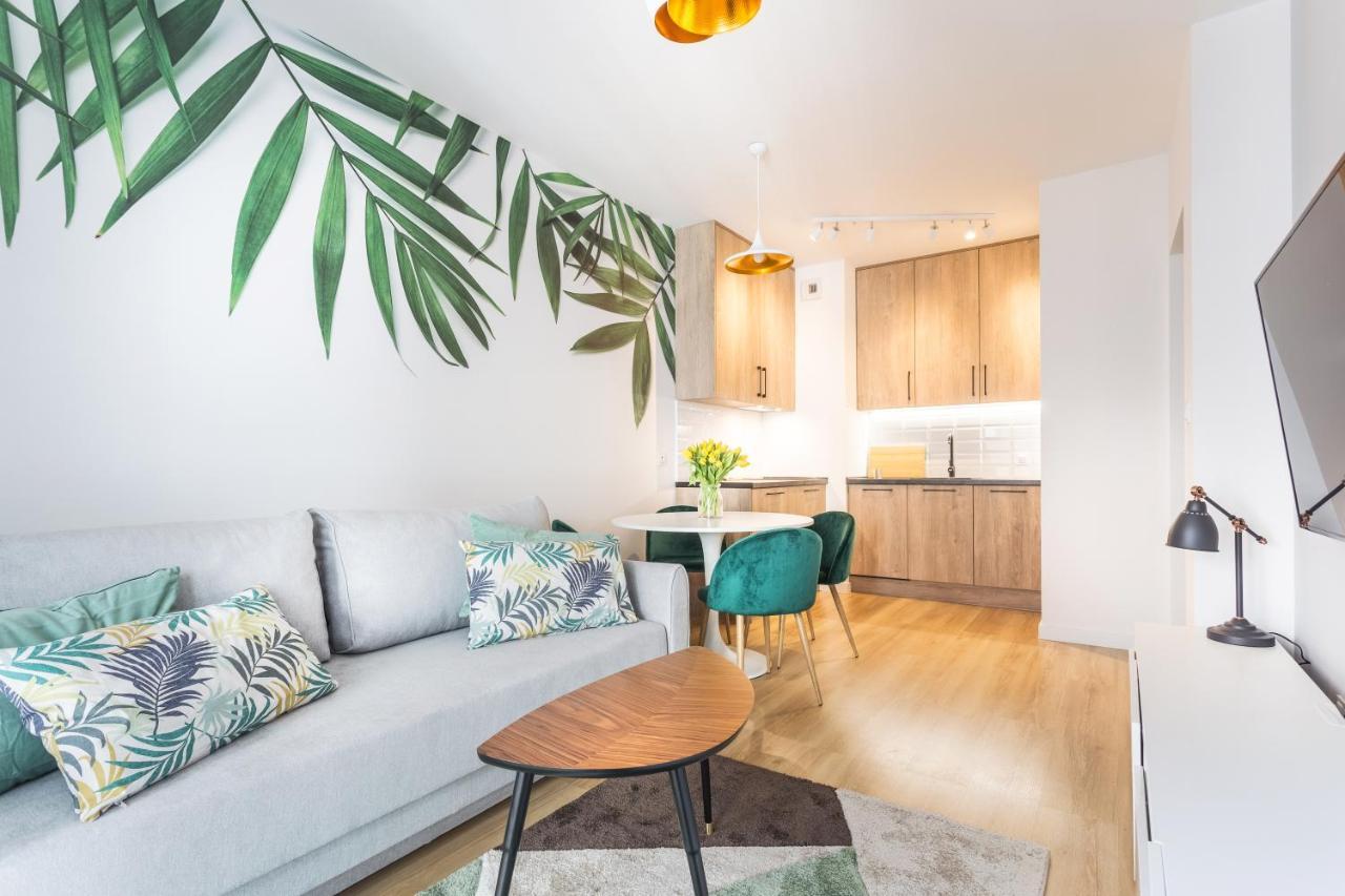 H2 Apartment- Gasiorowskich 4 - Parking Podziemny - Self Check In 24H - Mtp Targi - Pkp - Sklep Netto W Budynku พอซนาน ภายนอก รูปภาพ