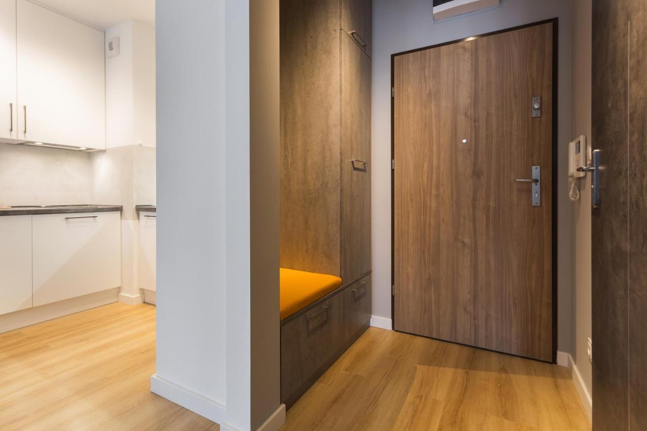 H2 Apartment- Gasiorowskich 4 - Parking Podziemny - Self Check In 24H - Mtp Targi - Pkp - Sklep Netto W Budynku พอซนาน ภายนอก รูปภาพ