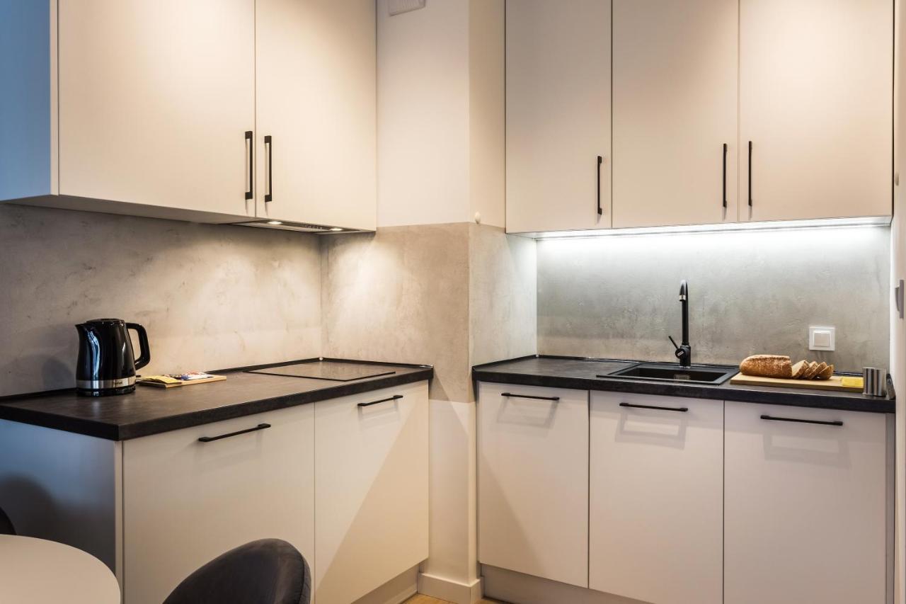 H2 Apartment- Gasiorowskich 4 - Parking Podziemny - Self Check In 24H - Mtp Targi - Pkp - Sklep Netto W Budynku พอซนาน ภายนอก รูปภาพ